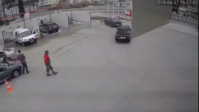 Alkollü sürücünün drifti kamerada