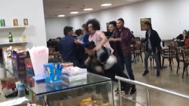 Kavga ihbarına giden polislere sürpriz