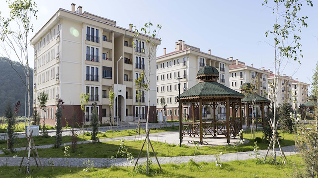 50 bin yeni sosyal konut projesi için başvurular 621 bin 513'e ulaştı.