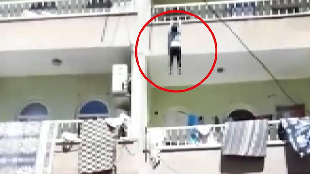 Şanlıurfa'da balkondan düşen çocuğu havada yakaladılar