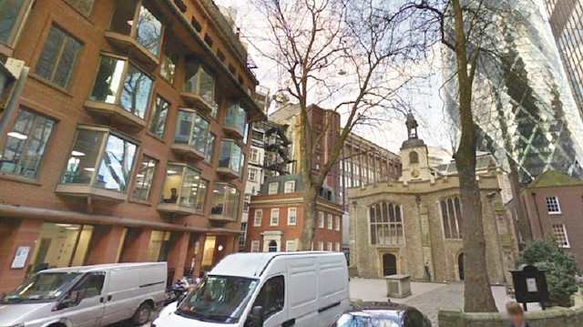 Shakespeare, ‘Company of Leathersellers’ adlı deri ticareti yapan bir kurumun kiracısı olarak yaşamış.