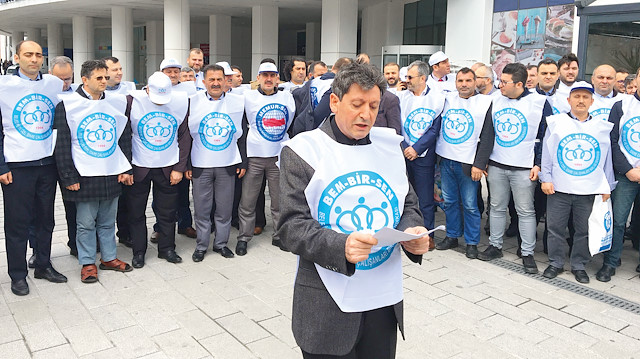 Bem-Bir-Sen üyesi 360 kişinin istifası istendi.