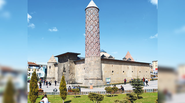Yakutiye Medresesi