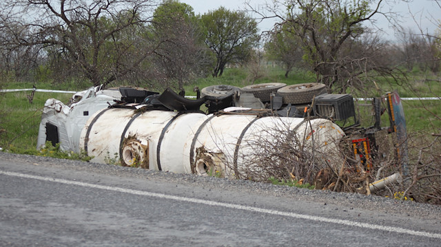 Afyonkarahisar’da tanker devrildi