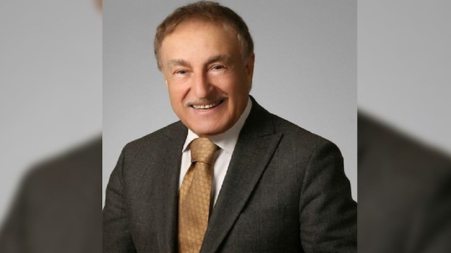 Ses sanatçısı Yaşar Özel