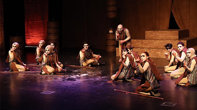 Başakşehirli Genç Yıldızlar Sahnede tiyatro festivalinde final heyecanı