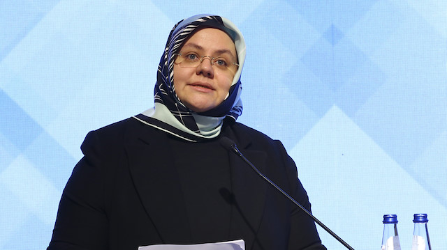 Aile, Çalışma ve Sosyal Hizmetler Bakanı Zehra Zümrüt Selçuk.