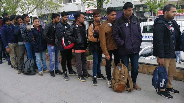 Keşan'da yasa dışı yollarla ülkeye giren göçmenler yakalandı