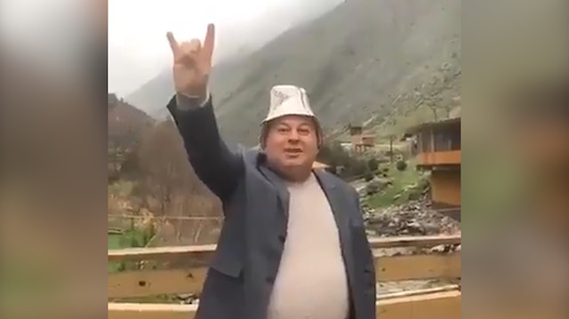 MHP'li milletvekili Tanrı Dağları'nda uludu