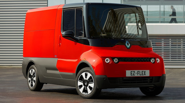 Şehir merkezlerinde kullanılabilen ve 100 kilometre menzile sahip elektrikli EZ-FLEX modelinin ilk gösterimi, 16-18 Mayıs’ta Fransa’daki VIVA Teknoloji Fuarı’nda gerçekleşecek.