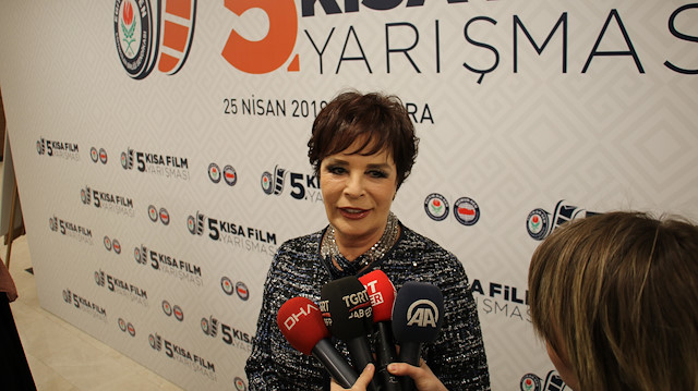 Hülya Koçyiğit: Sinema en güçlü araç