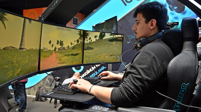 Acer EMEA Başkan Yardımcısı Grigory Nizovsky ve Teknosa Tedarik Zinciri Genel Müdür Yardımcısı Doğa Oran’ın ev sahipliğinde yapılan toplantıda Predator Thronos’un yanı sıra sadece Teknosa’da satışa sunulacak yeni Predator ürünleri de tanıtıldı.