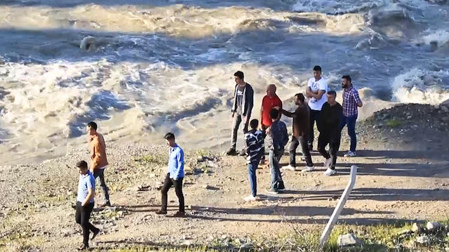 Akıntıya kapılan genç kızların cansız bedenlerine ulaşıldı