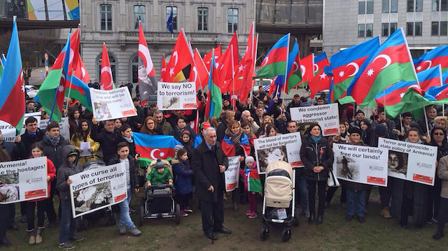 Brüksel'de Ermenistan işgali konusunda AB'nin çifte standart uyguladığına dikkati çekildi.