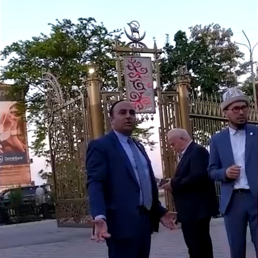 Büyükelçi ‘Teröristle aynı masaya oturmam’ diyerek iftarı terk etti