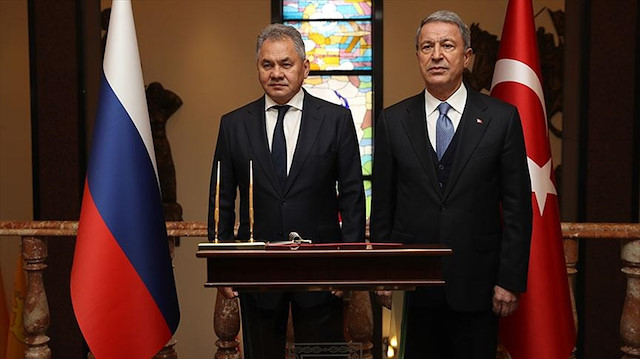 Savunma Bakanı Akar ve Rus mevkidaşı Şoygu.