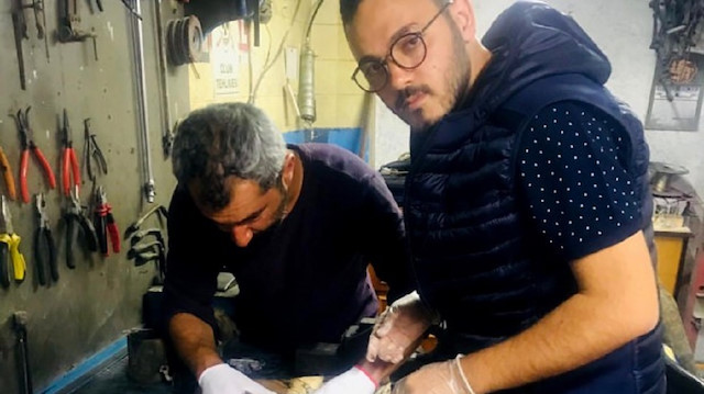 Kaplumbağayı kaportacıda hayata döndürdüler