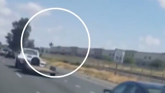 F-16 savaş uçağı deponun çatısına düştü