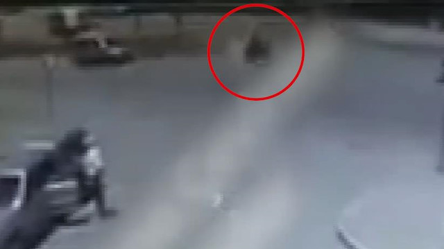 İki kişinin öldüğü motosiklet kazası kamerada
