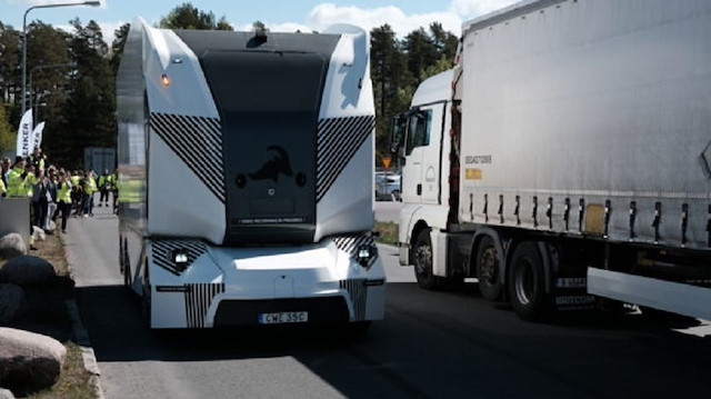 Falck, kamyon radar ve sensörlerle donatıldı ve 360 derece görüş açısına sahip.