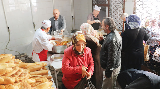 Gelenek 30 yıldır aralıksız sürdürülüyor.
