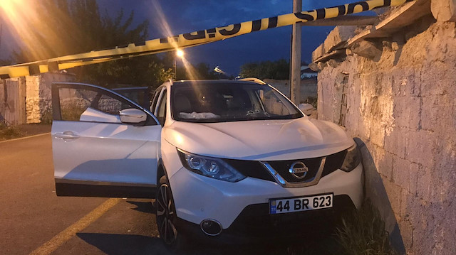 Teyzesini öldürdü, ambulansa ateş açtı