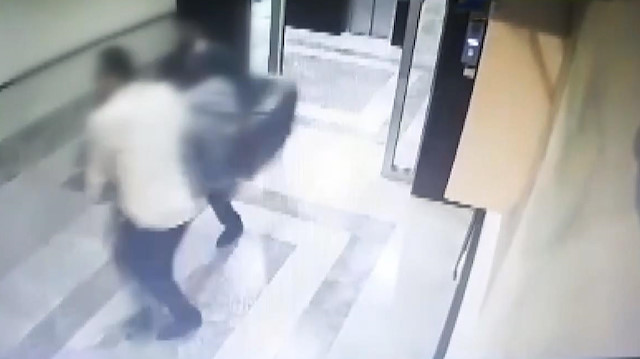 İş adamını battaniyeye sarıp kaçırmışlar