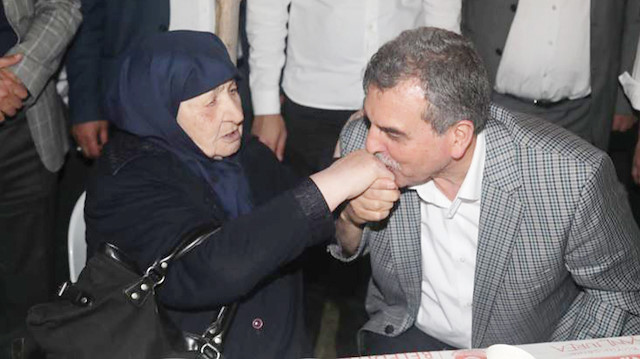 Zeynel Abidin Beyazgül (Sağda)