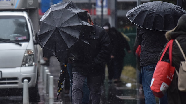 Meteorolojiden bazı illere yağış uyarısı yapıldı.