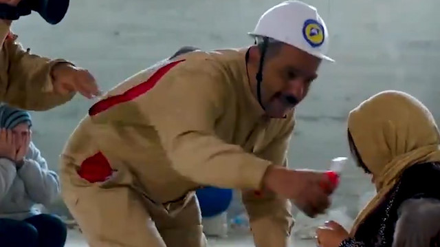 Suriye rejimi altında yok olan hayatlarla dalga geçtiler