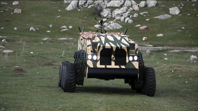 6x6 insansız kara aracı BOĞAÇ özellikleriyle göz dolduruyor