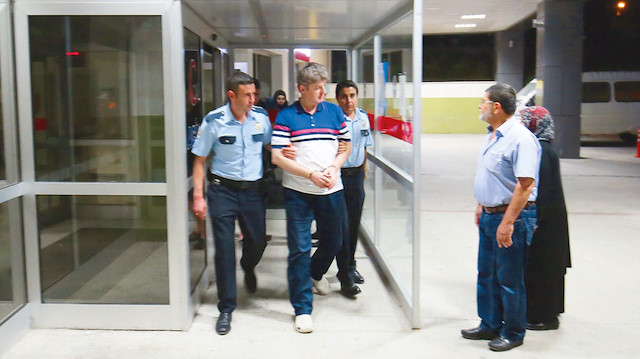 Yılmazer, ifadesinde, 2012-2014 yılları arasında TÜBİTAK’ta iş geliştirme müdürü olarak görev yaptığını söylemişti. Yılmazer, FETÖ ile hiçbir irtibatının olmadığını, suçsuz olduğunu iddia etmişti. Ayrıca sanık Yılmazer, ağabeyi Ramazan Yılmazer’in Almanya’da çalıştığını kaydetmişti. Mesut Yılmazer, yakalandığında verdiği ifadede, “Siz beni sorgulayamazsınız. Yakında hepiniz tutuklanacaksınız ve bunların hesabını vereceksiniz” diyerek polisleri tehdit etmişti.
