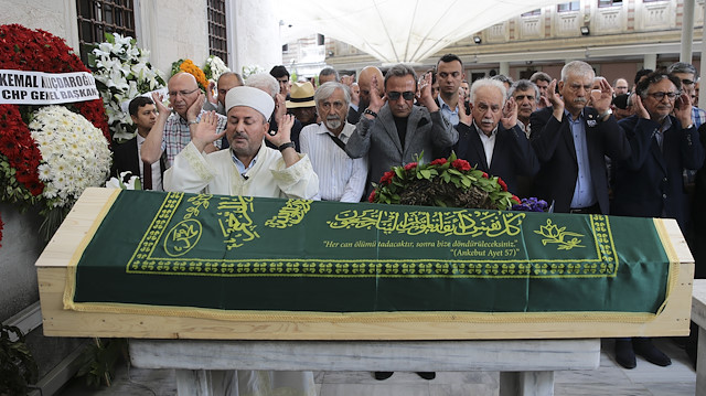 İbrahim Balaban'ın cenaze namazı.