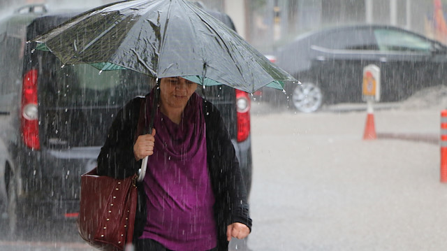 Meteorolojiden kuvvetli yağış uyarısı yapıldı.