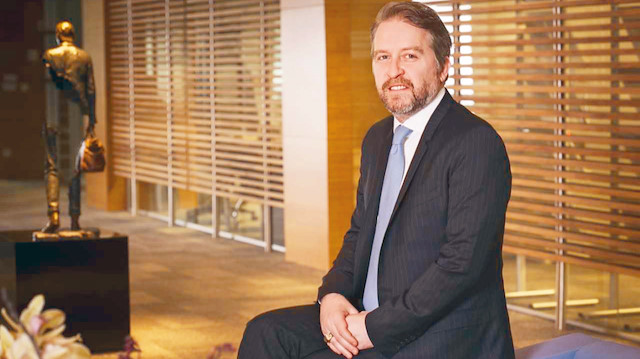ÜNLÜ & Co Yönetim Kurulu Başkanı ve CEO’su Mahmut L. Ünlü