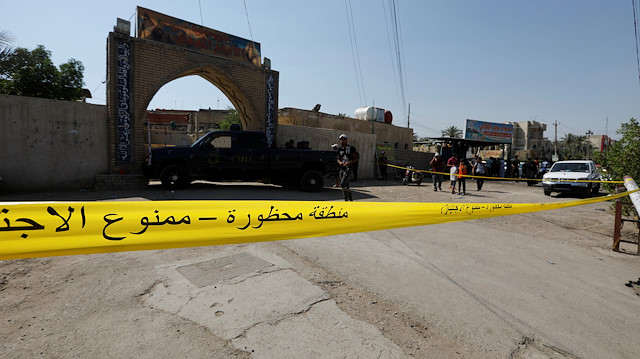 Bağdat'ta camiye intihar saldırısı 10 ölü 30 yaralı
