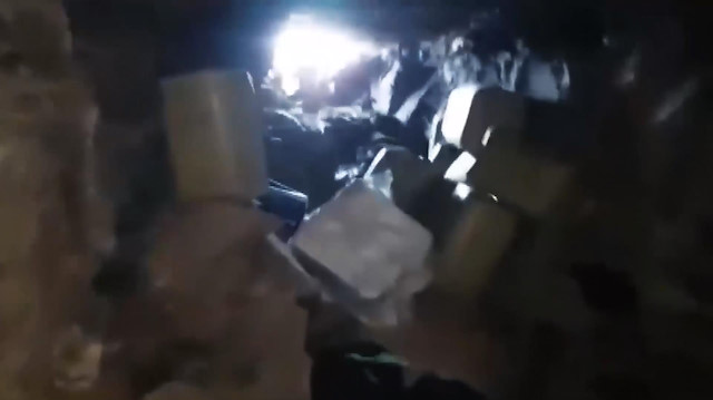 Hakurk'ta PKK'ya ait silah ve yaşam malzemesi ele geçirildi
