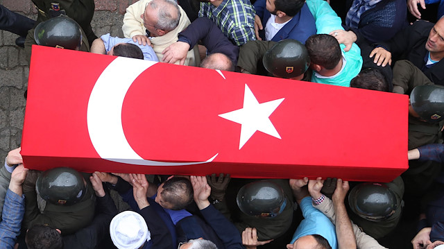 Arşiv: Hakkari'de bir askerimiz şehit oldu.