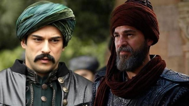 Burak Özçivit (solda) ve Engin Altan Düzyatan (sağda)