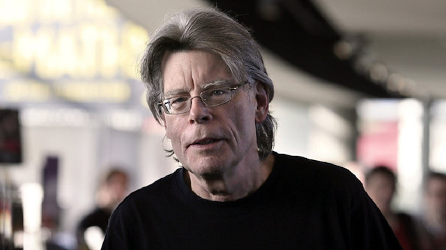 Amerikalı bilim kurgu yazarı Stephen King