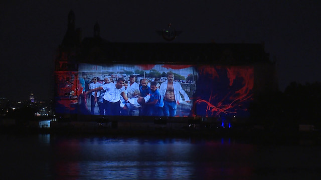 Haydarpaşa Garı'nda 15 Temmuz mapping gösterisi