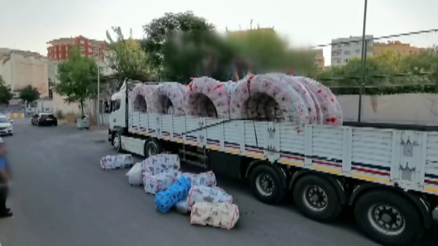 Batman'da 1 ton esrar ele geçirildi: Operasyon anı kamerada