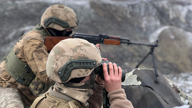 Güvenlik güçleri operasyonlarını hız kesmeden sürdürüyor.