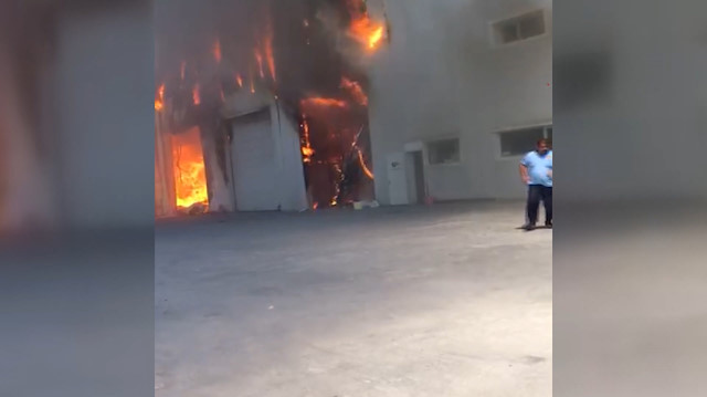Ankarada gıda deposunda yangın meydana geldi