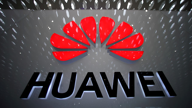 Trump to ban government agencies from purchasing from Huawei — CNBC reports