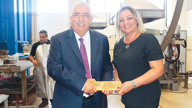 Ahmet Ahlatcı ve Mine Açar
