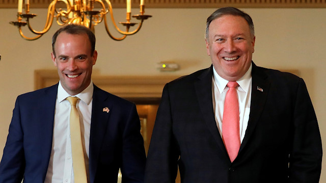 ABD Dışişleri Bakanı Mike Pompeo ve İngiltere Dışişleri Bakanı Dominic Raab.