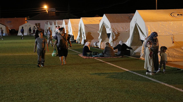 Denizli'deki deprem bölgesinden son görüntüler