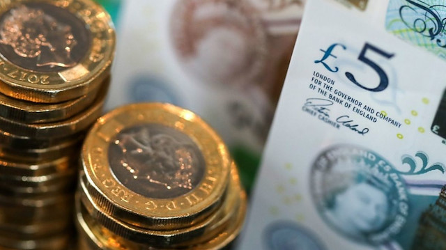 İngiliz ekonomisi Brexit krizi sonrası daraldı.