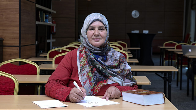 Hülya İpek